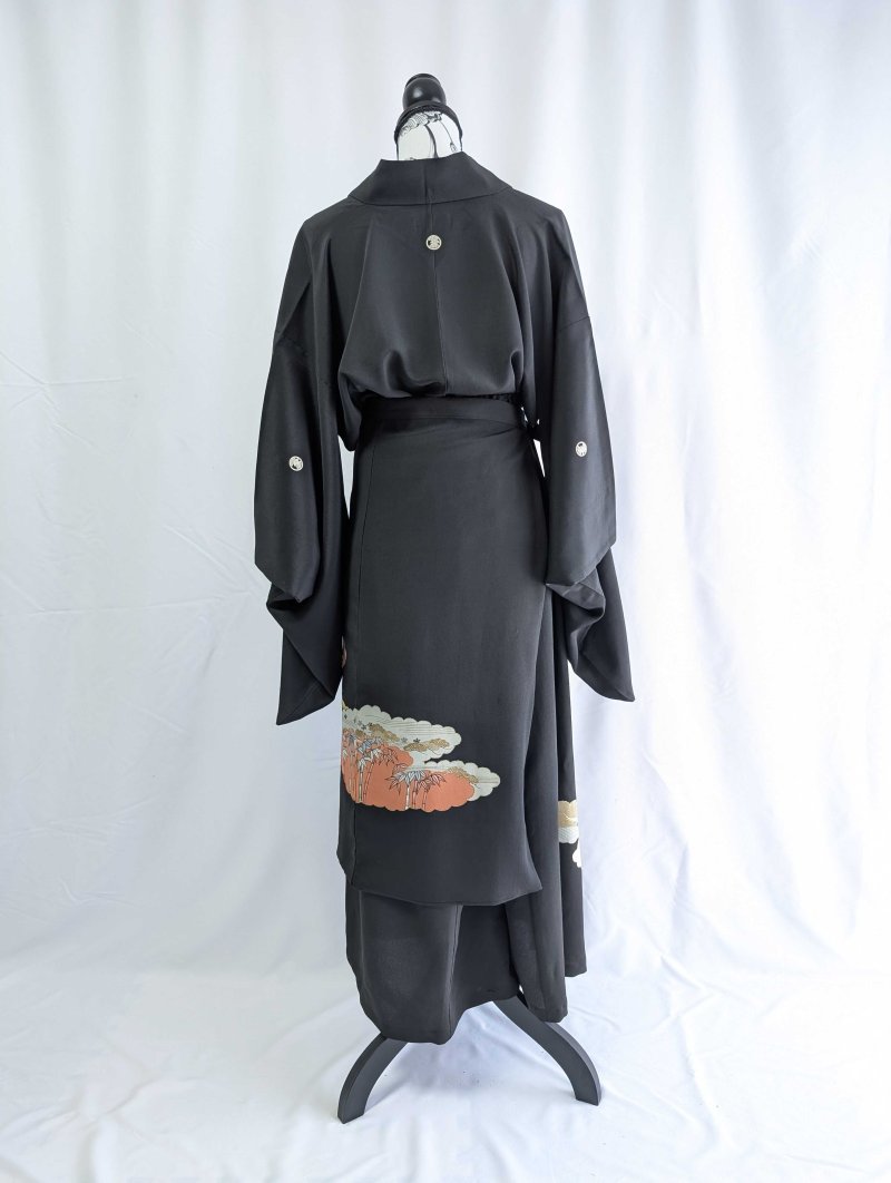 画像9: 【雲取り×笹紅葉】黒留袖ワイドパンツセットアップ (9)