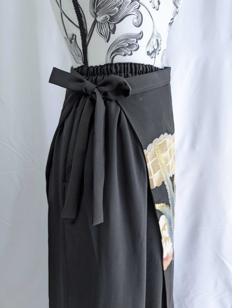 画像17: 【雲取り×笹紅葉】黒留袖ワイドパンツセットアップ (17)