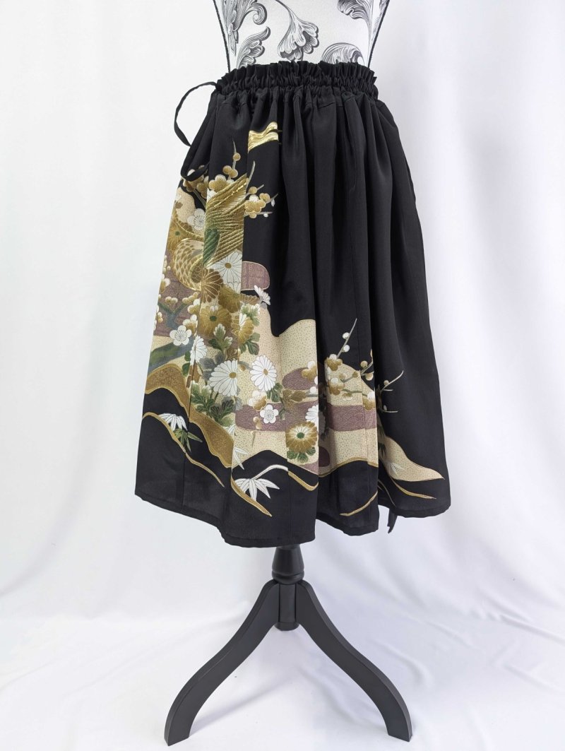 画像8: 【尾長鶏×梅】黒留袖マルチスカート (8)
