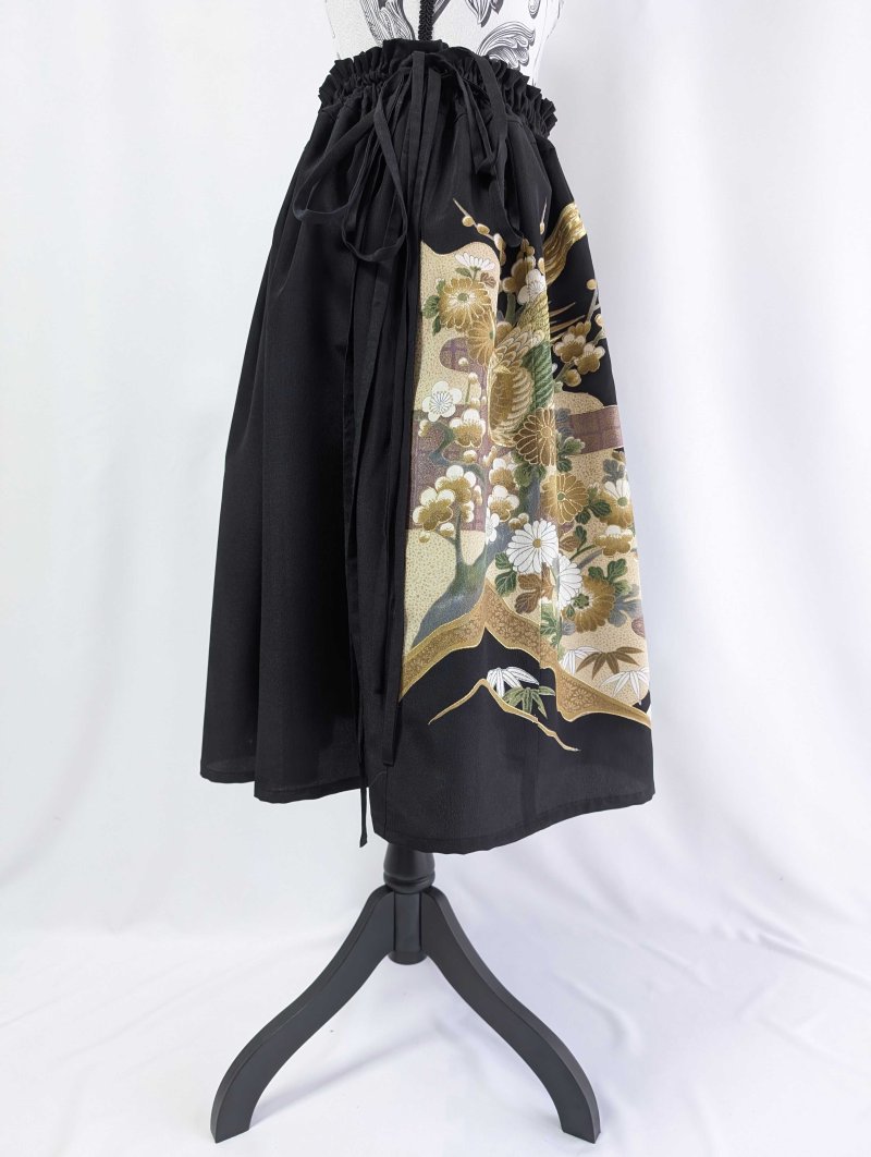 画像12: 【尾長鶏×梅】黒留袖マルチスカート (12)