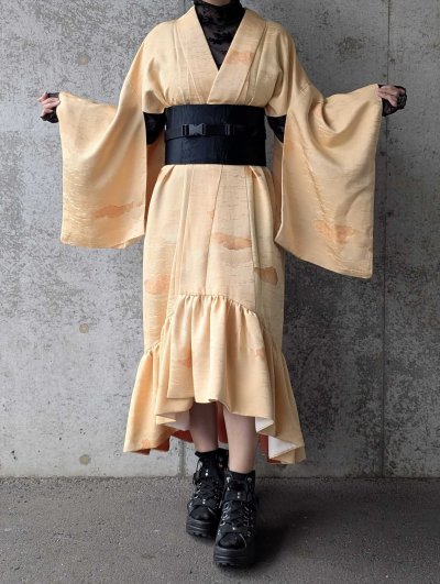 画像1: 【花葉色×雲取り地紋】フリルガウン