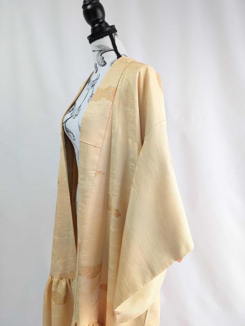 画像10: 【花葉色×雲取り地紋】フリルガウン (10)