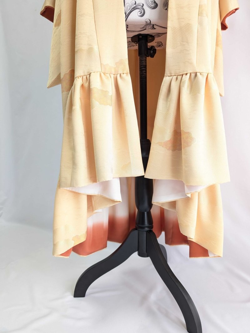 画像17: 【花葉色×雲取り地紋】フリルガウン (17)