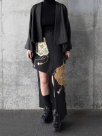 画像7: 【金駒鏡裏文×丸に梅鉢紋】黒留袖ショートパンツセットアップ＆オーバースカート (7)