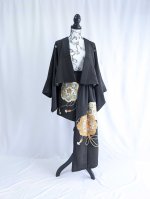 画像28: 【金駒鏡裏文×丸に梅鉢紋】黒留袖ショートパンツセットアップ＆オーバースカート (28)