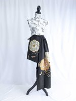 画像19: 【金駒鏡裏文×丸に梅鉢紋】黒留袖ショートパンツセットアップ＆オーバースカート (19)