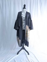 画像9: 【流水×飛鶴】黒留袖フリルケープスリーブカーディガンコート (9)