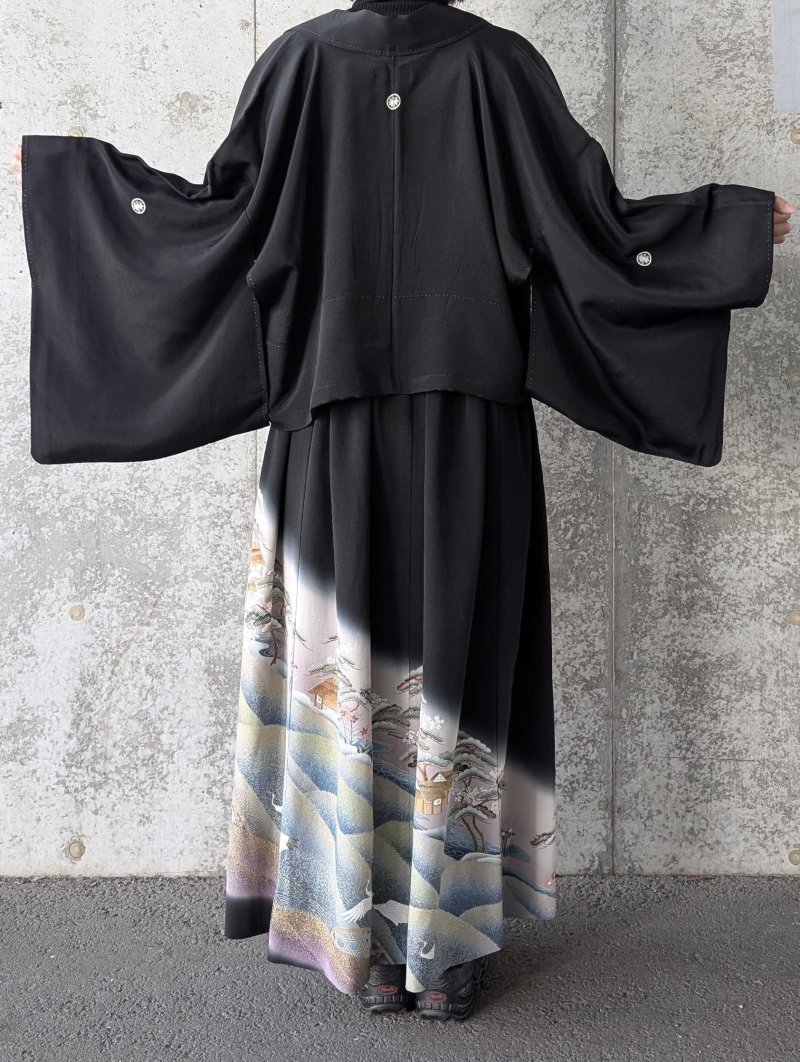 画像6: 【飛鶴風景画】落款付き黒留袖オーバースカートセットアップ (6)