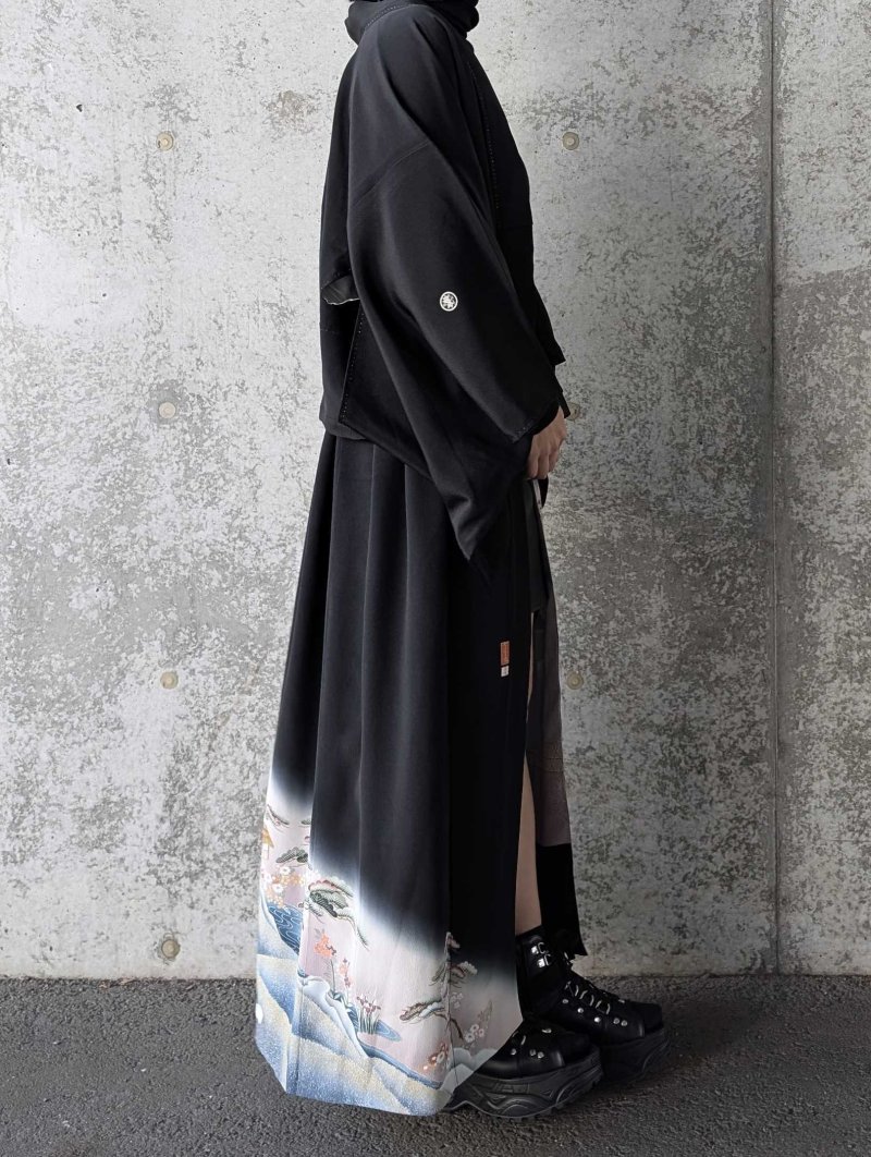 画像7: 【飛鶴風景画】落款付き黒留袖オーバースカートセットアップ (7)