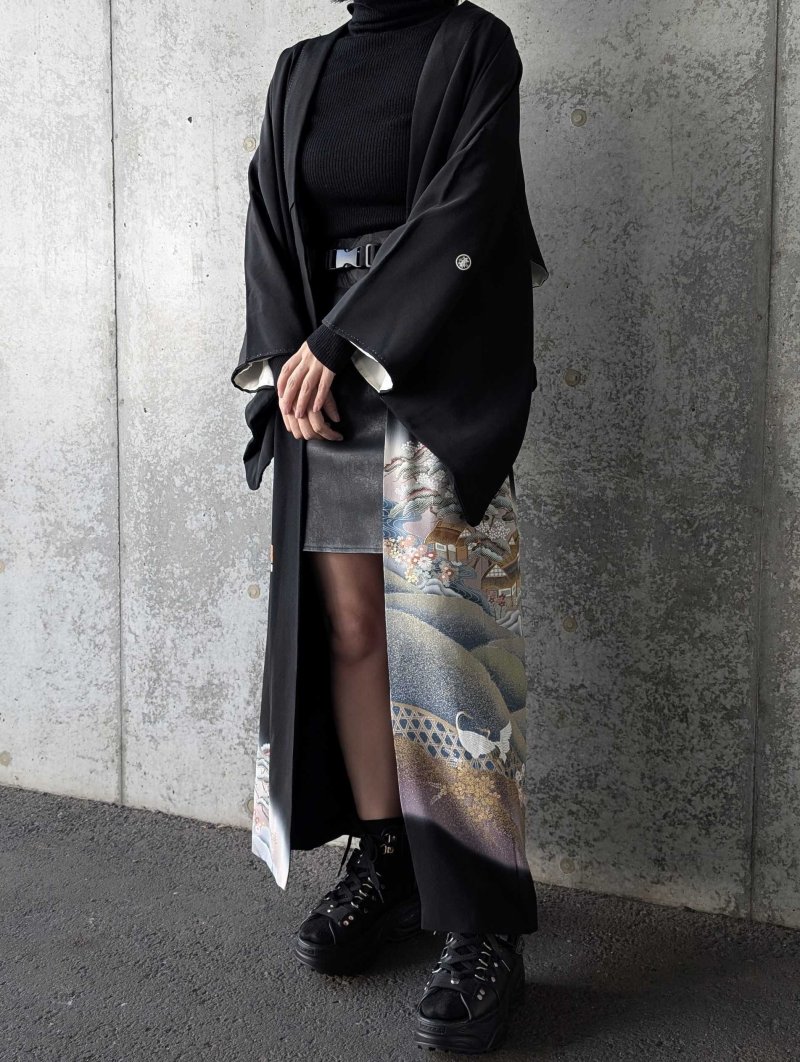 画像3: 【飛鶴風景画】落款付き黒留袖オーバースカートセットアップ (3)