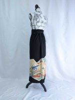 画像12: 【牡丹×刺繍鳳凰】黒留袖ラップスカートセットアップ (12)