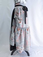画像27: 【菊×梅文様】落款付き縮緬小紋淡色ティアードラップスカートセットアップ (27)