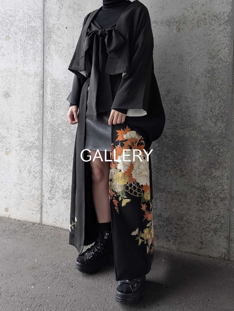 画像2: 【金刺繍×花籠文様】黒留袖オーバースカート＆リボンジャケットセットアップ (2)