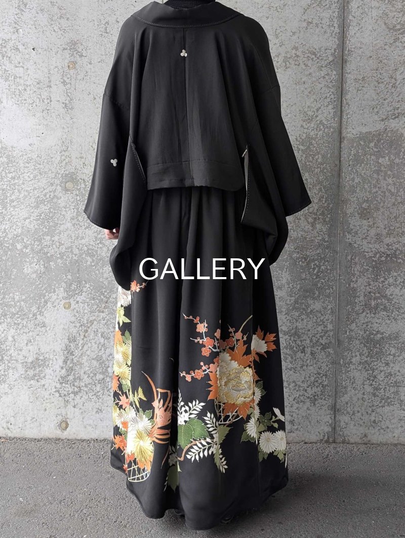 画像4: 【金刺繍×花籠文様】黒留袖オーバースカート＆リボンジャケットセットアップ (4)