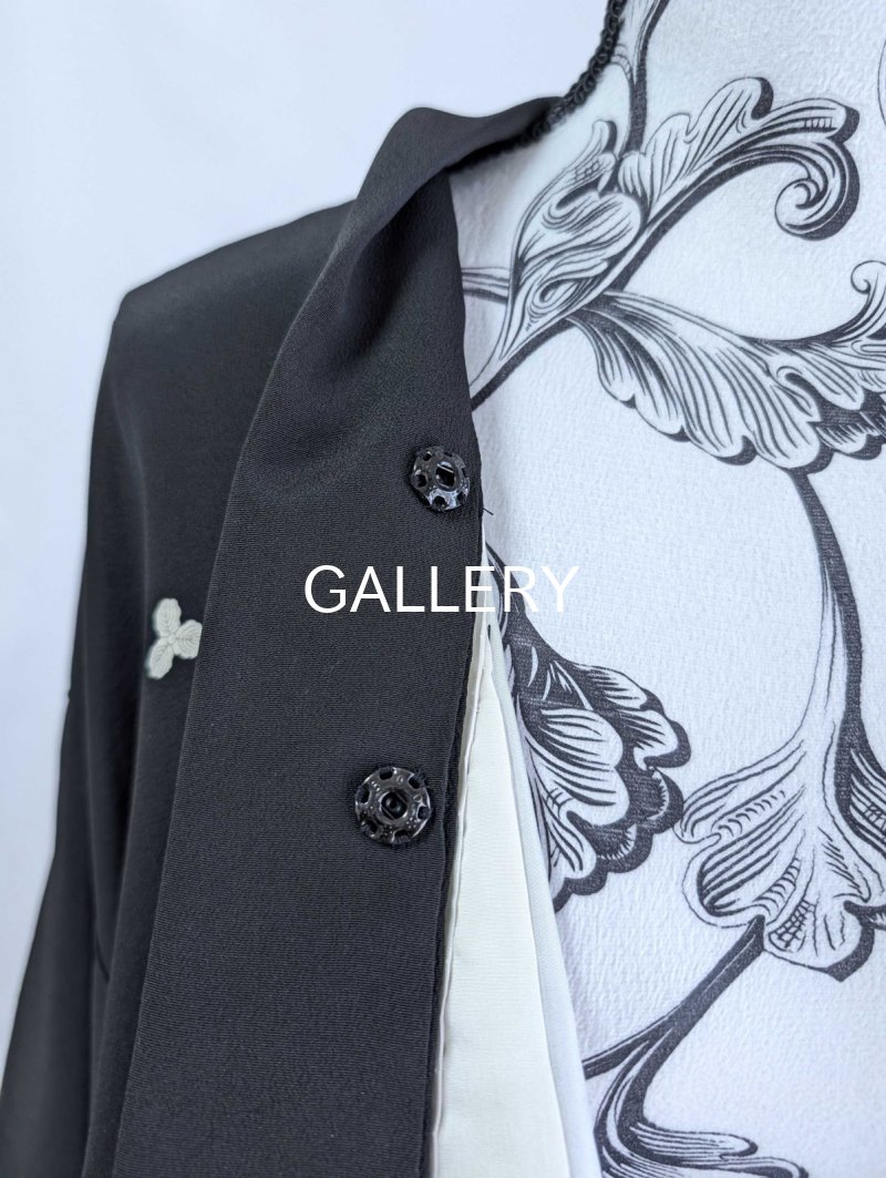 画像14: 【金刺繍×花籠文様】黒留袖オーバースカート＆リボンジャケットセットアップ (14)