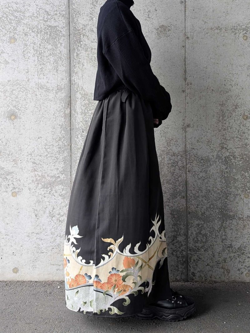 画像5: 【刺繍唐花×波頭×菊】黒留袖オーバースカート (5)
