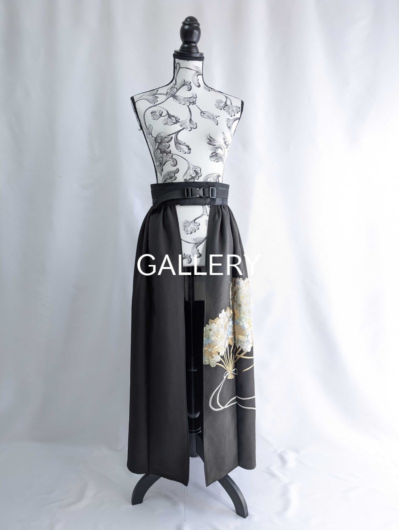 画像8: 【豪華刺繍草花×扇面文】黒留袖オーバースカート (8)