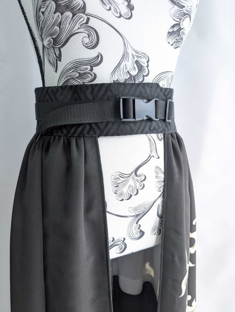 画像13: 【刺繍唐花×波頭×菊】黒留袖オーバースカート (13)