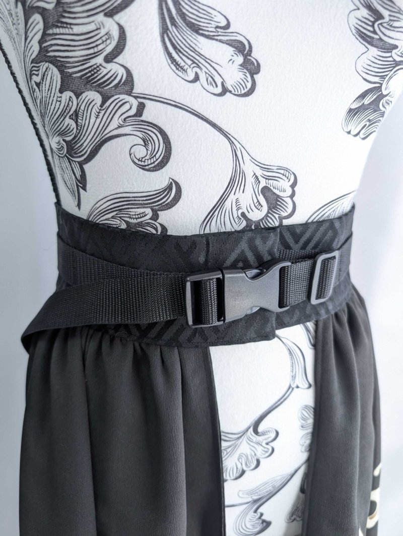 画像15: 【刺繍唐花×波頭×菊】黒留袖オーバースカート (15)