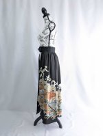 画像9: 【刺繍唐花×波頭×菊】黒留袖オーバースカート (9)