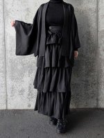 画像11: 【丸に剣花菱】黒紋付フリルティアードラップスカートセットアップ (11)