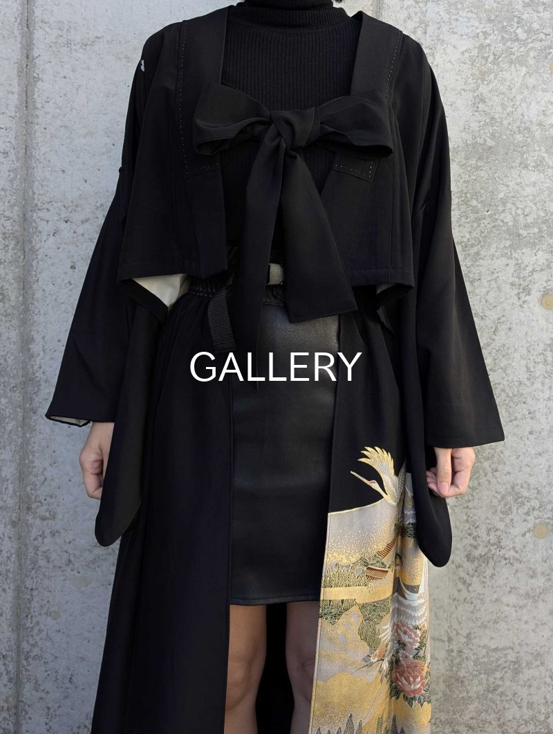 画像8: 【金彩×飛鶴×牡丹】黒留袖オーバースカート＆リボンジャケットセットアップ (8)