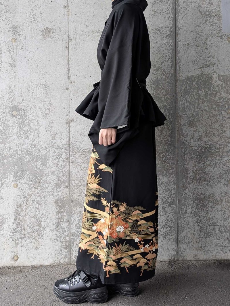 画像6: 【金駒×四季草花】黒留袖フリルラップスカートセットアップ (6)