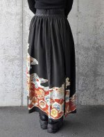 画像4: 【刺繍孔雀×亀甲文様】黒留袖オーバースカート (4)