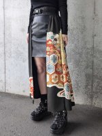 画像2: 【刺繍孔雀×亀甲文様】黒留袖オーバースカート (2)