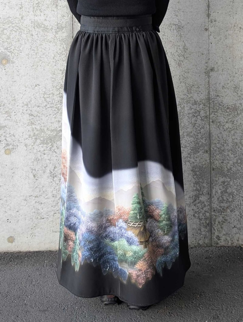 画像6: 【風景画文様】落款付き黒留袖オーバースカート (6)