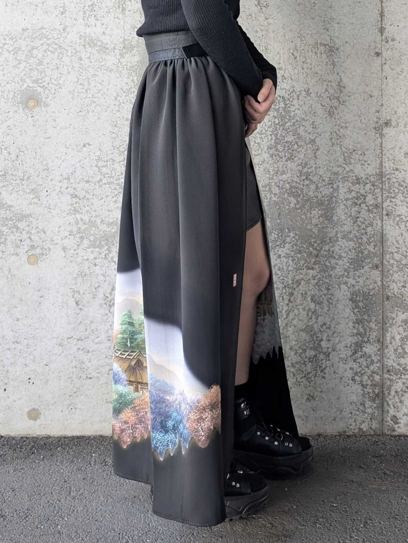 画像8: 【風景画文様】落款付き黒留袖オーバースカート (8)