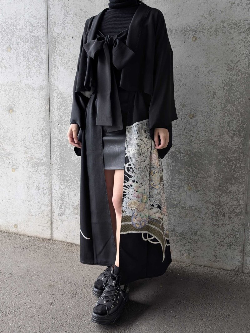 画像2: 【金駒牡丹×花車】黒留袖オーバースカート＆リボンジャケットセットアップ (2)
