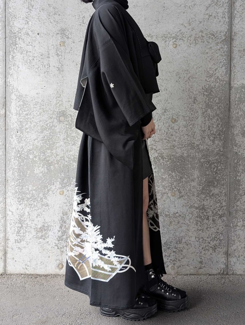 画像6: 【金駒牡丹×花車】黒留袖オーバースカート＆リボンジャケットセットアップ (6)