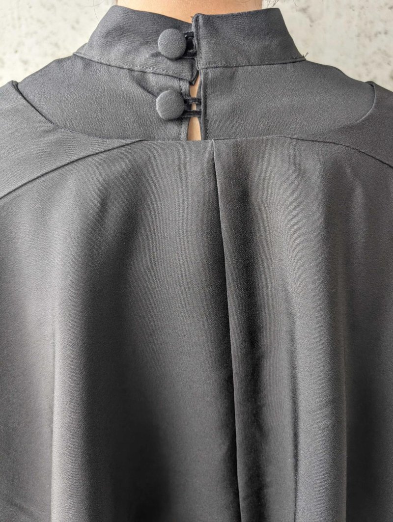 画像11: 【四季草花×丸に剣片喰紋】黒留袖ボレロ＆チョーカーネックドレス (11)