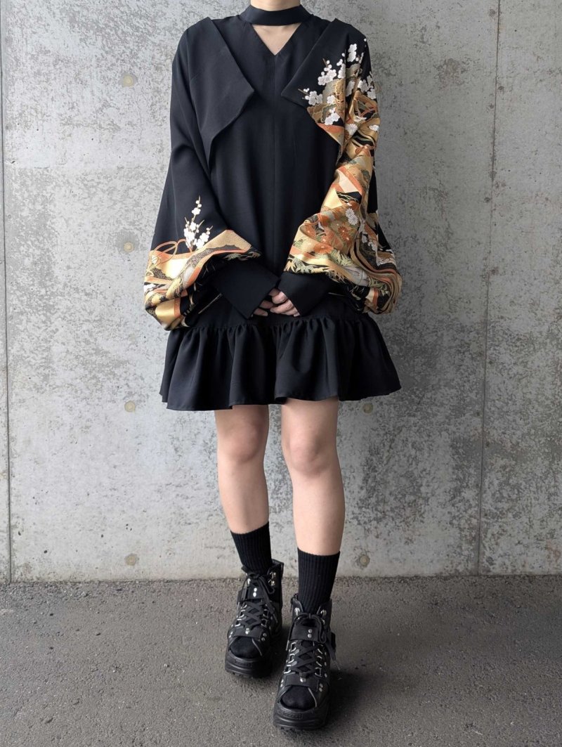 画像3: 【四季草花×丸に剣片喰紋】黒留袖ボレロ＆チョーカーネックドレス (3)