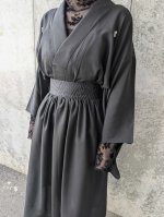 画像15: 【三つ盛り桔梗紋】黒紋付フレアスカートセットアップ (15)