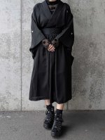 画像4: 【三つ盛り桔梗紋】黒紋付フレアスカートセットアップ (4)