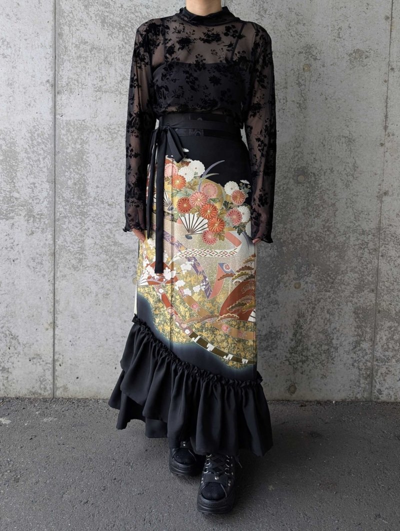 画像8: 【扇に金駒草花】黒留袖マーメイドラップスカートセットアップ (8)