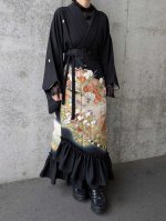 画像4: 【扇に金駒草花】黒留袖マーメイドラップスカートセットアップ (4)