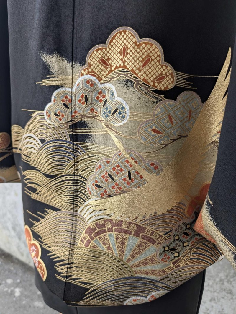 画像12: 【金飛鶴×流水に片輪車文様】黒留袖マーガレット (12)