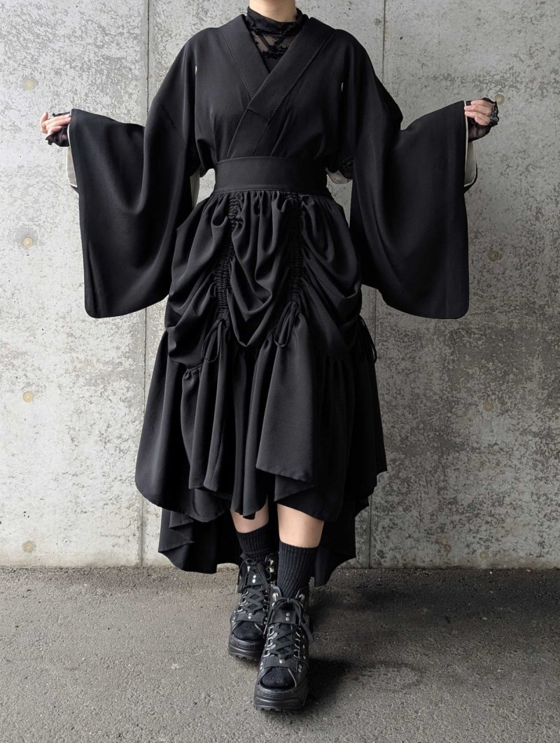 画像9: 【丸に三つ銀杏紋】黒紋付シャンデリアスカートセットアップ (9)