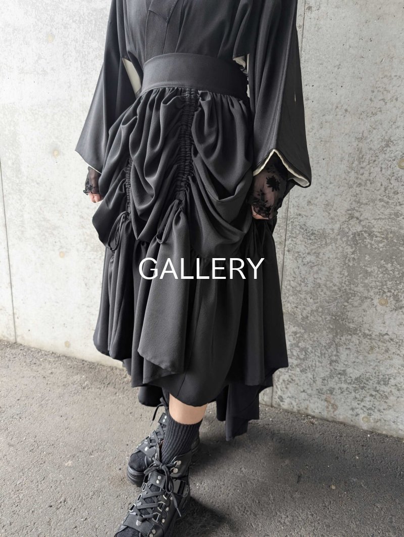 画像3: 【丸に三つ銀杏紋】黒紋付シャンデリアスカートセットアップ (3)