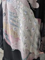 画像15: 【孔雀×抱き茗荷紋】黒留袖フルオブリボンドレス (15)