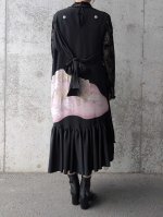 画像19: 【孔雀×抱き茗荷紋】黒留袖フルオブリボンドレス (19)