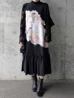 画像1: 【孔雀×抱き茗荷紋】黒留袖フルオブリボンドレス (1)