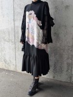 画像4: 【孔雀×抱き茗荷紋】黒留袖フルオブリボンドレス (4)