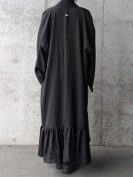 画像4: 【五三桐紋】黒紋付フリルガウン (4)