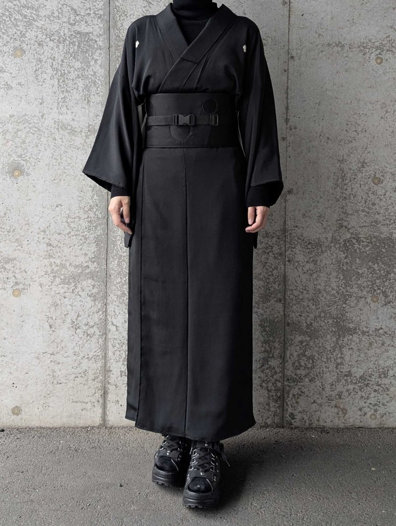 画像13: 【五三桐紋】黒紋付ラップスカートセットアップ (13)