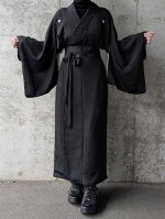 画像4: 【五三桐紋】黒紋付ラップスカートセットアップ (4)