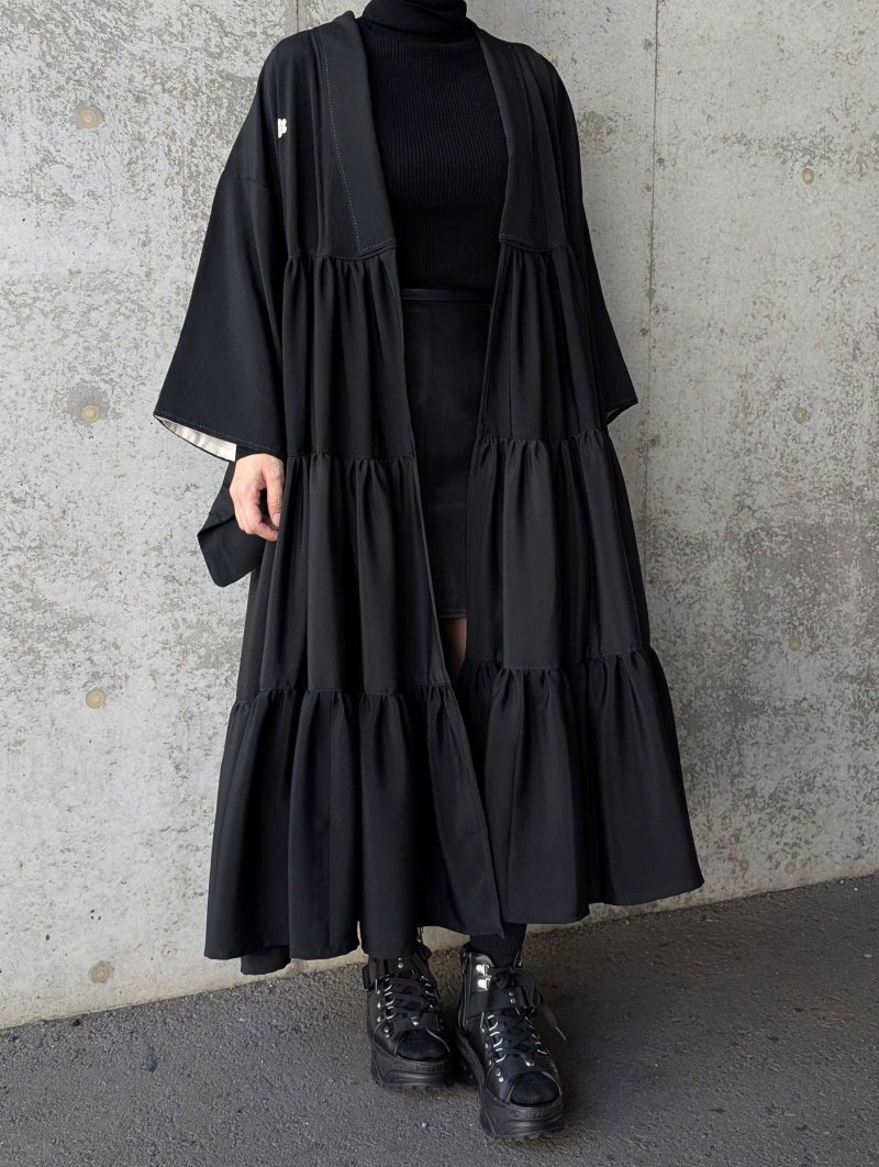 画像1: 【梅鉢紋】黒紋付ティアードコート (1)